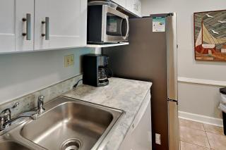 Sabine Yacht & Racquet #1B - 3