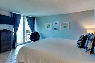 Sabine Yacht & Racquet #1B - Pensacola Beach - 2