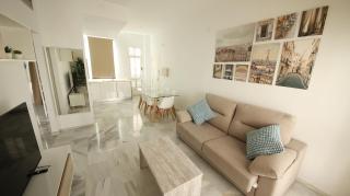 Allo Apartments Larga Hideaway Parking Gratis Centro 2 Habitaciones - Jerez de la Frontera - 0