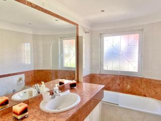 Vilamoura Central 2 Bedroom Apartment - Vilamoura - 2