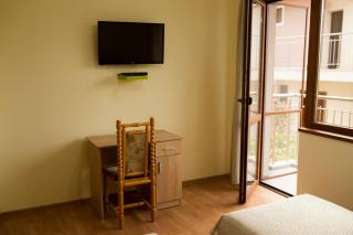 Alfa Guest Rooms with Parking - Varna City - 2