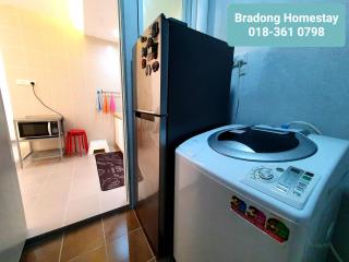 BRADONG HOMESTAY - MUSLlM ONLY, 3 Queen Bedrooms, Seaview, Infinity Pool, Gym, near Drawbridge & KTCC Mall - Kuala Terengganu - 2