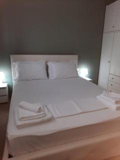 Seaside Deluxe Apartment - 7