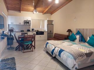 Lyn's Self Catering - Swakopmund - 9