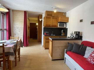Studio 4 pers, pied de pistes à Chantemerle, Wi-Fi, proche commerces - FR-1-330E-49 - 1