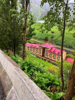 Everest Plaza - 4