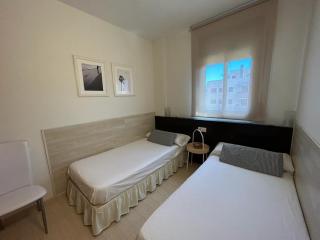 APARTAMENTO LOS GIRASOLES 1 - 4