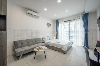 Masteri Millennium Balcony Apartment - District 4 - Ho Chi Minh City - 1