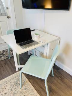 Coastal Chic Suite with Kitchenette and Private Entrance - Sint-Petersburg - 5