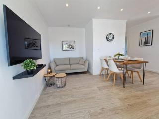 Casa Liberdade - Modern townhouse with terrace roof - Estômbar - 5