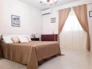Bargain Beautiful Villa with lots of outdoor space sleeps large groups easily Check it Out - Mellieħa - 6