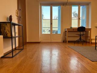 Cute apartment at the foot of lycabettus hill - 5