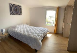 Maison de 200 m2, 5 minutes à pieds de la plage de Luzéronde - LʼHerbaudière - 2