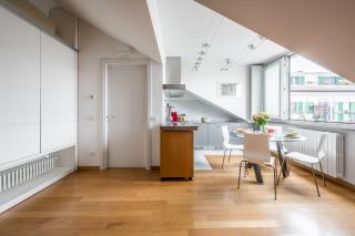 tHE Orange Attic - Navigli Area - Milan - 9