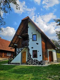 Konaci Gradina - Bajina Bašta - 2