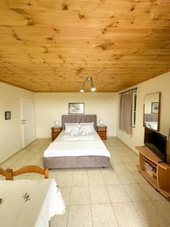 Studio Maria Barbajonn's Stone House - 6