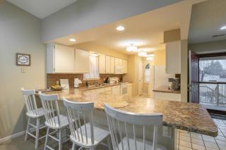 2BR Penthouse Condo - 2 Pools - Close to the Strip - Stairs Required - FREE TICKETS INCLUDED - FHC-24 - Branson - 5