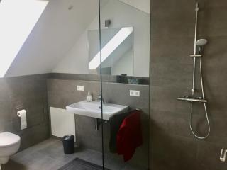 Ruhige 2-Zimmer Ferienwohnung FeWo Bodensee - Öhningen - 3