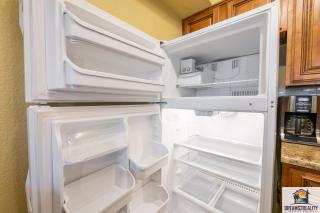 2BR Walk-In Condo - Near the 76 Strip - Pool - FREE TICKETS INCLUDED - CLC-7 - Branson - 1