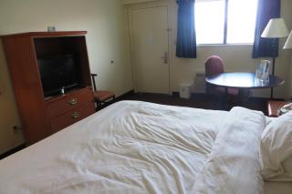 Days Inn by Wyndham Plainfield - 6