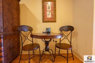 1BD King Condo with 2 Person Jacuzzi Tub - Near The Strip - FREE TICKETS INCLUDED - T1-9 - Branson - 1