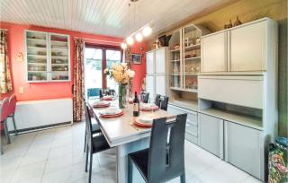 3 Bedroom Cozy Home In Ottré - - 6