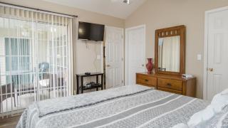 2BR Condo - Near The Strip - Jacuzzi Tub - Stairs Required - FREE TICKETS INCLUDED - CH1-35 - Branson - 1