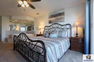 1BR Walk-In Condo with 2 Person Jacuzzi Tub - Near the Strip - FREE TICKETS INCLUDED - CH5-3 - Branson - 0