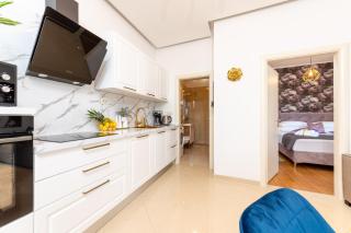 Luxa 5 min old town, 10 min airport - Trogir - 5