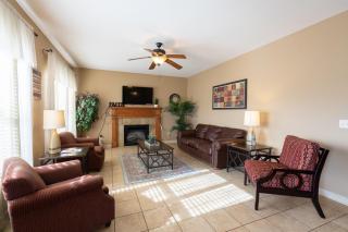 4BR Walk-in - Pool Table - Fire Pit - FREE TICKETS INCLUDED - DV164 - 8