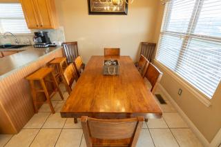 4BR Walk-in - Foosball Table - Fire Pit - FREE TICKETS INCLUDED - DV166 - Branson - 2