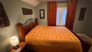 Meticulously Maintained One Bedroom Retreat! - Minneapolis - 4