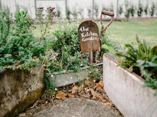 The School House and Garden - family friendly home short drive from Berry, Nowra and Kangaroo Valley) - Camberwarra - 4
