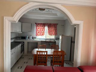 B&Y Holiday Apartments - 1