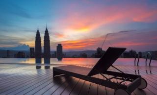 Regalia Suite & Residences (Infinity Pool with KL City View) - 9