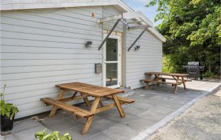 8 Bedroom Cozy Home In Henne - Henne - 2