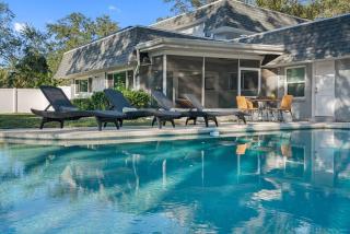 Stunning Home W/ Heated Salt Pool in Clearwater - Clearwater - 7