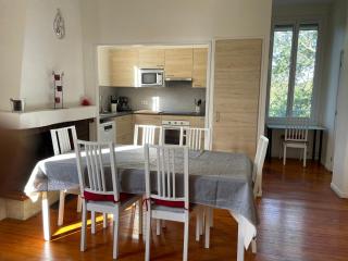 Duplex 130m2 dans un mas entouré de vergers - piscine - 7