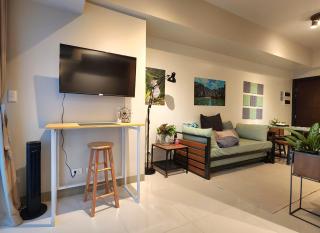 Pristine & Cozy Stay at Uptown Mall BGC across Mitsukoshi with FREE Parking - Manila - 5