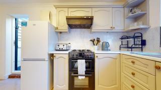 Cheerful 4 Bedroom Victorian house with back courtyard - Londres - 2