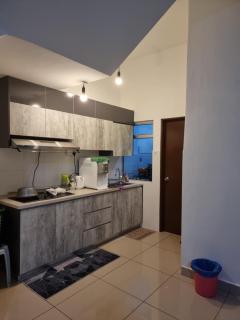 Michelle Escadia Homestay 3, 4 bedrooms unit - 7