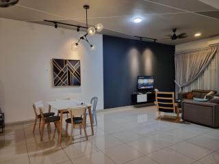Michelle Escadia Homestay 3, 4 bedrooms unit - Bandar Penawar - 2