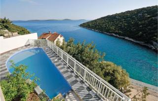 Gorgeous Home In Vinisce With Jacuzzi - Vinišće - 0