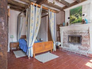 A cave house with a historic charm - 7