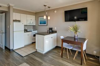 Oceanfront Condo with Pool Access in Myrtle Beach! - Myrtle Beach - 4