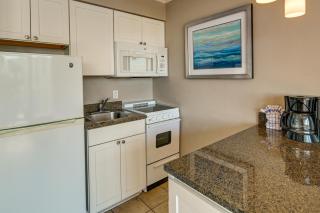 Oceanfront Condo with Pool Access in Myrtle Beach! - Myrtle Beach - 3