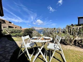 SAN TEODORO PUNTA EST MONOLOCALE VISTA MARE - 9