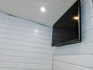 Tiny White Home (Self Check-In) - Bucarest - 6