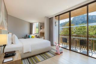 Holiday Inn Resort Krabi Ao Nang Beach by IHG - Ao Nang Beach - 1