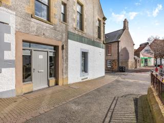 The Embassy - Eyemouth - 9